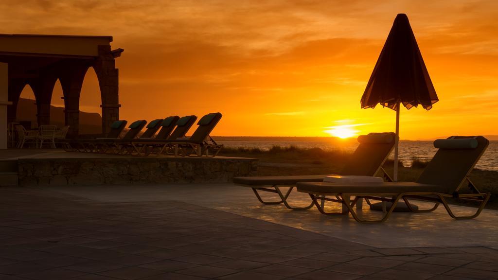 Pyrgos Beach Hotel Apartments Malia  Bagian luar foto