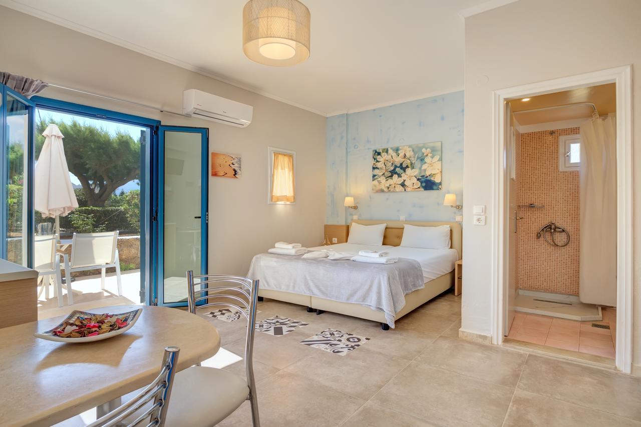 Pyrgos Beach Hotel Apartments Malia  Bagian luar foto