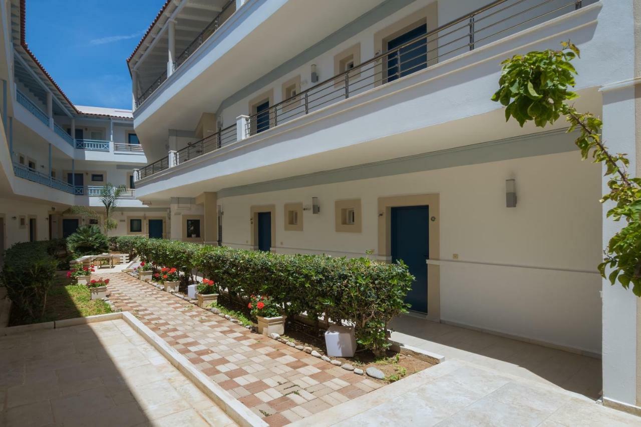 Pyrgos Beach Hotel Apartments Malia  Bagian luar foto
